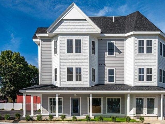 Condo for sale in Whitman, Massachusetts