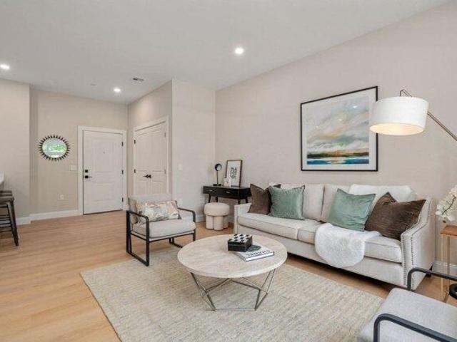 Condo for sale in Wilmington, Middlesex County