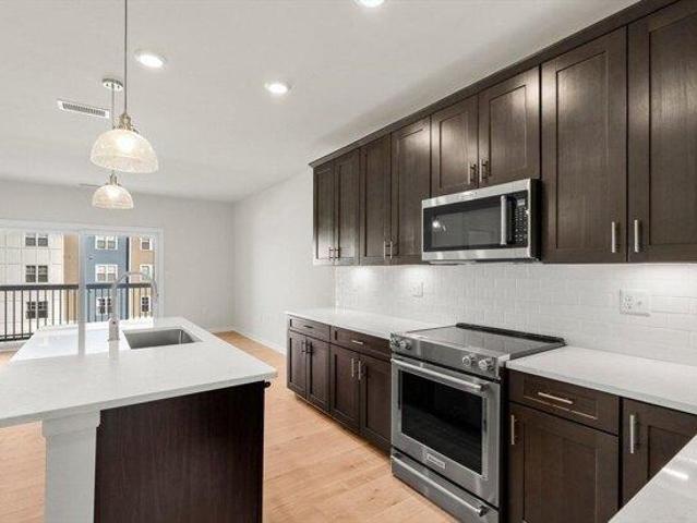 Condo for sale in Woburn, Massachusetts