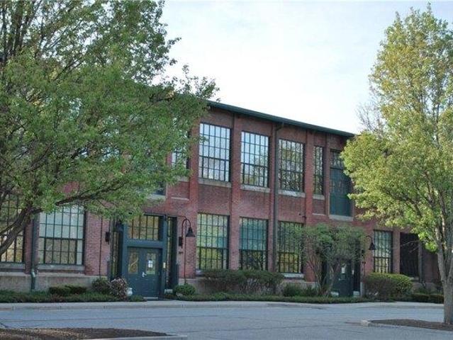 Condo for sale in Woonsocket, Rhode Island