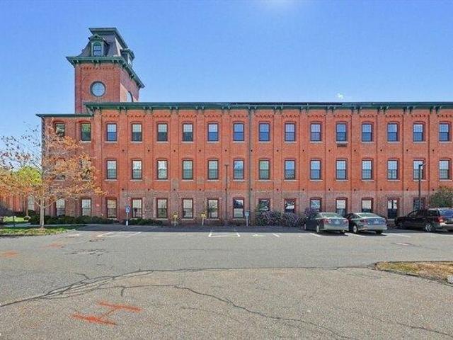 Condo for sale in Worcester, Massachusetts