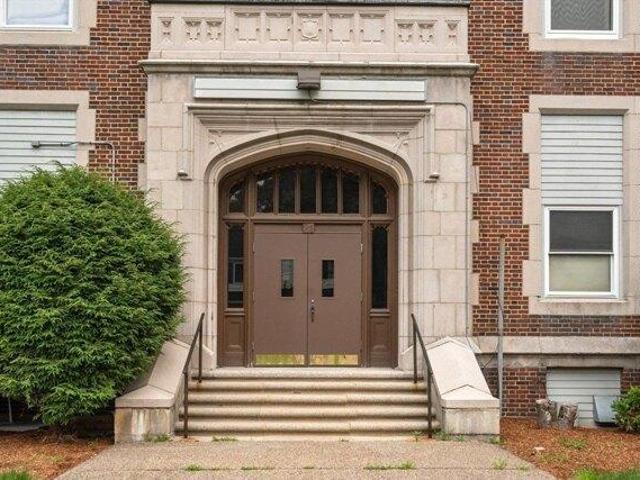 Condo for sale in Worcester, Massachusetts