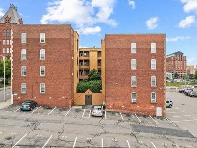 Condo for sale in Central Business District, Worcester