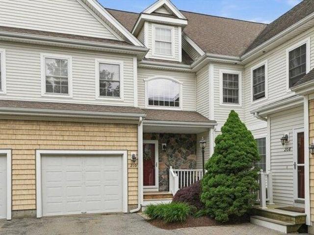 Condo for sale in Abington, Massachusetts