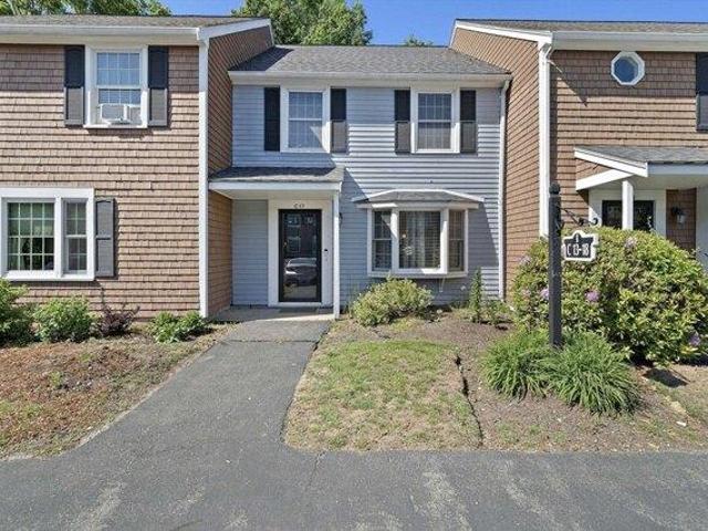 Condo for sale in Abington, Massachusetts