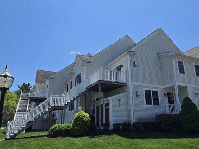 Condo for sale in Abington, Massachusetts