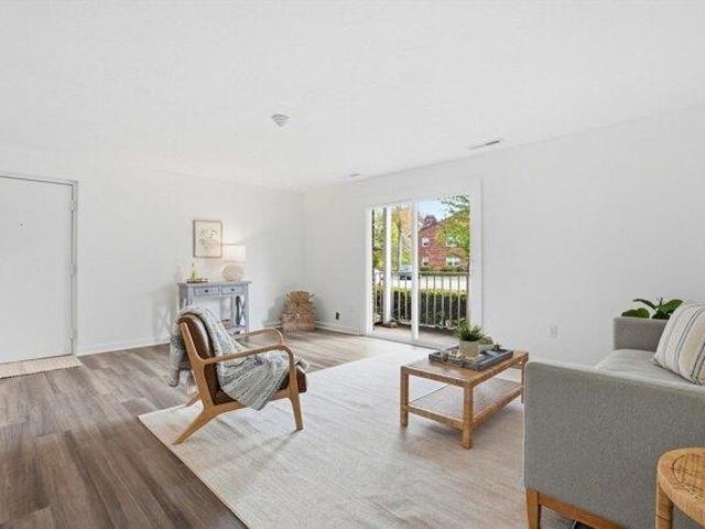 Condo for sale in Abington, Massachusetts