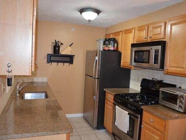 Condo for sale in Abington, Massachusetts