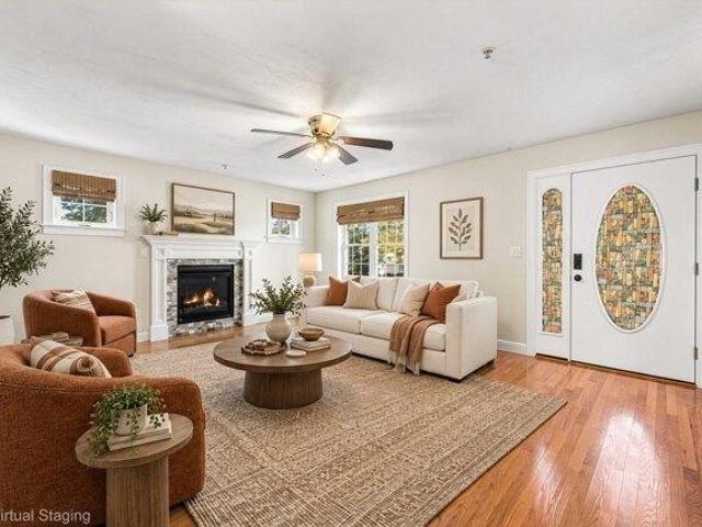 Condo for sale in North Abington, Abington