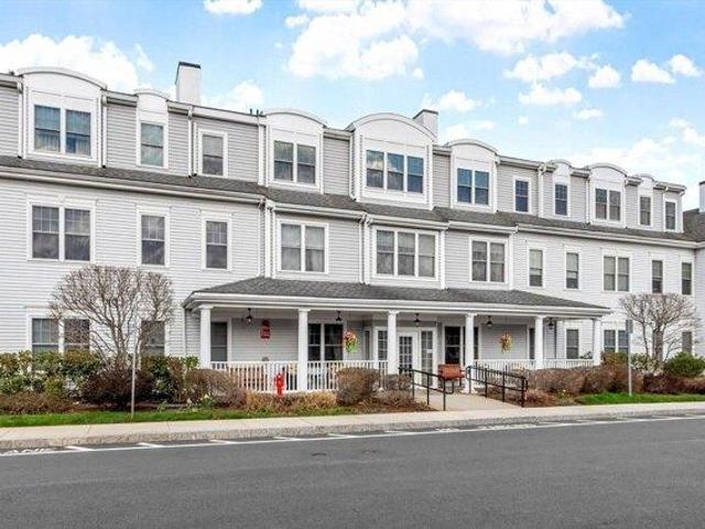 Condo for sale in Acton, Massachusetts