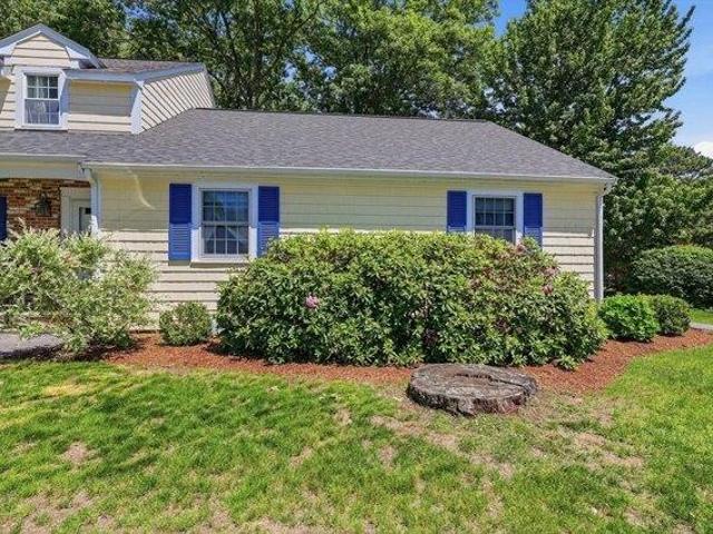 Condo for sale in Acton, Massachusetts