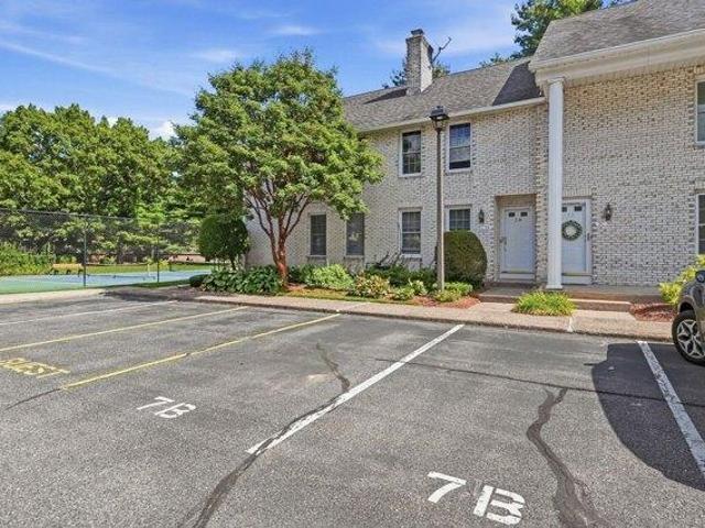 Condo for sale in Agawam, Hampden County
