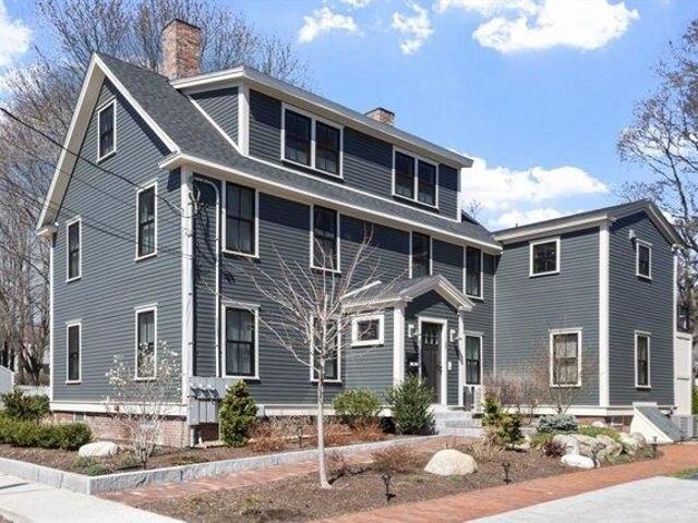 Condo for sale in Amesbury, Massachusetts