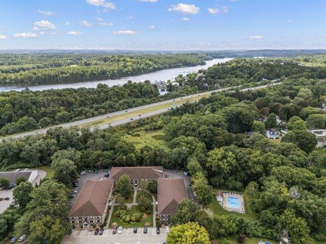 Condo for sale in Amesbury, Essex County