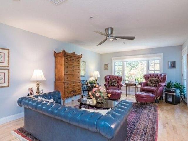 Condo for sale in Amherst, Hampshire County