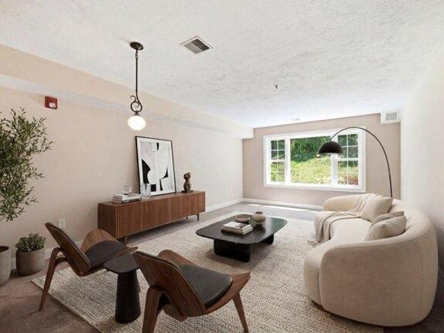 Condo for sale in Amherst, Hampshire County