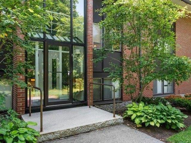 Condo for sale in Andover, Massachusetts