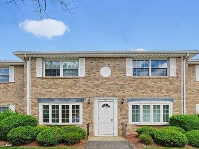 Condo for sale in Andover, Massachusetts