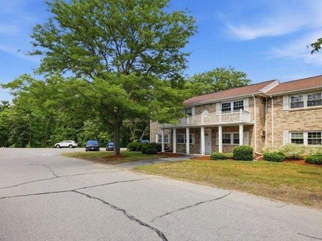 Condo for sale in Andover, Massachusetts