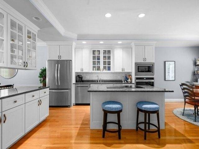 Condo for sale in Andover, Massachusetts