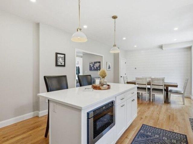 Condo for sale in Andover, Massachusetts