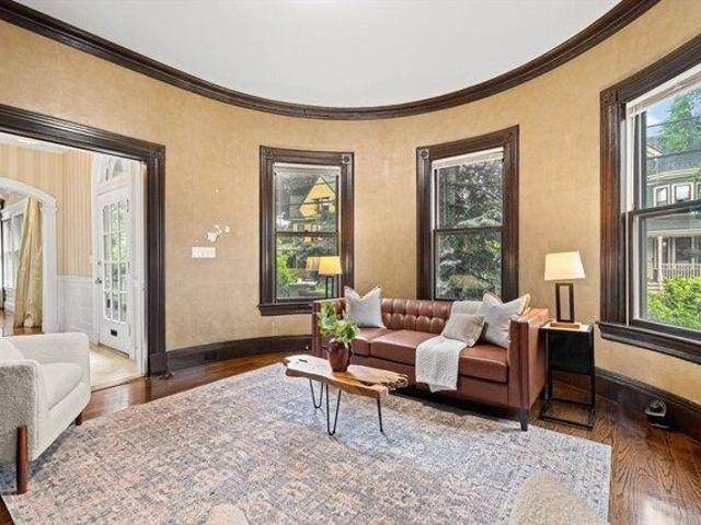 Condo for sale in Arlington, Massachusetts