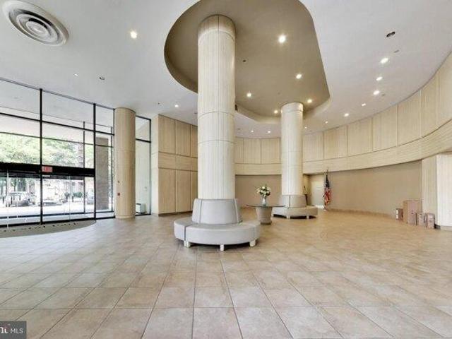 Condo for sale in Virginia