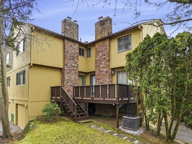 Condo for sale in Ashland, Massachusetts