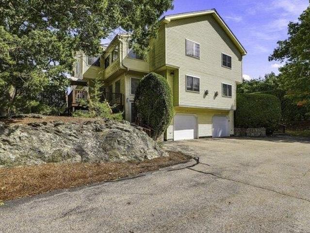Condo for sale in Ashland, Middlesex County