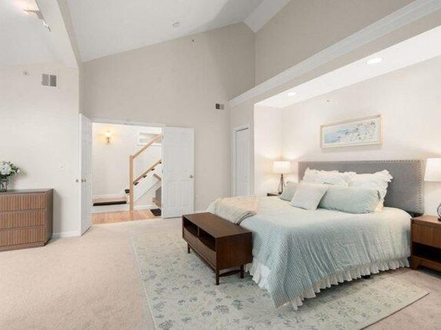 Condo for sale in Ashland, Middlesex County