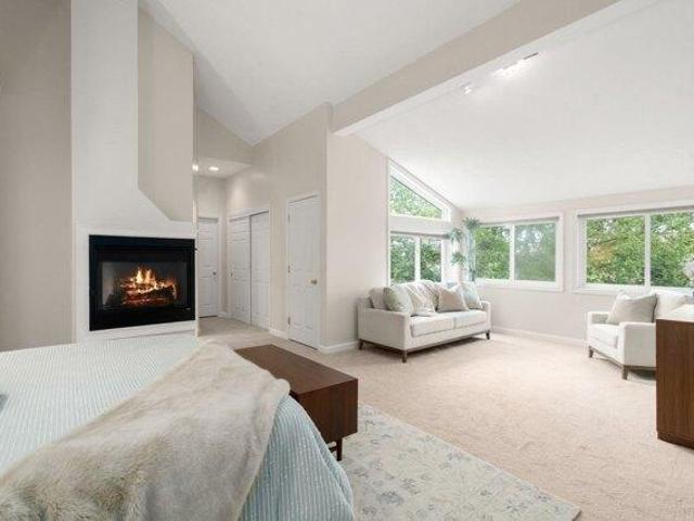 Condo for sale in Ashland, Middlesex County