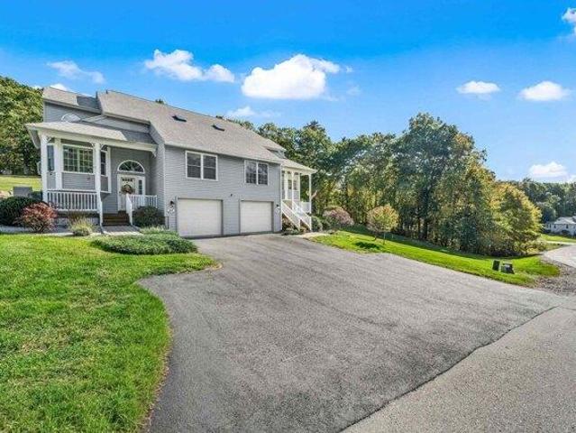 Condo for sale in Atkinson, Rockingham County