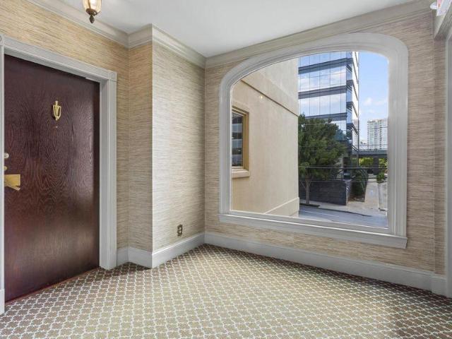 Condo for sale in Atlanta, Georgia