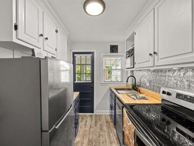 Condo for sale in Bristol, Massachusetts