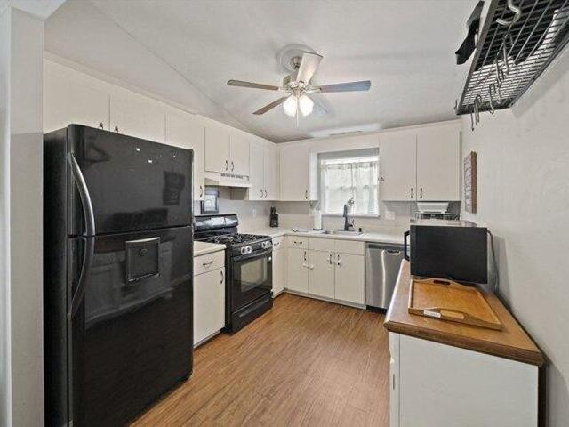 Condo for sale in Bristol, Massachusetts