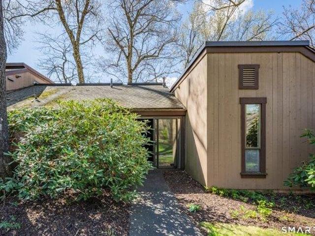 Condo for sale in Avon, Connecticut
