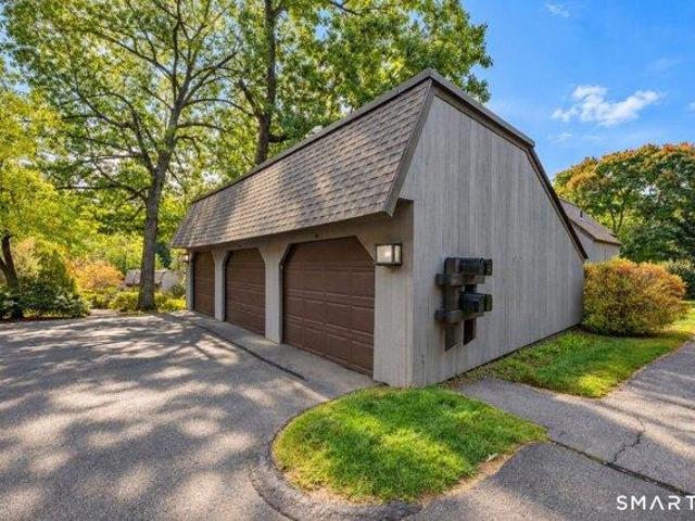 Condo for sale in Avon, Capitol Planning Region