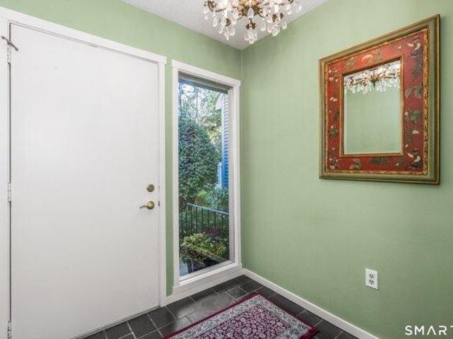 Condo for sale in Avon, Capitol Planning Region