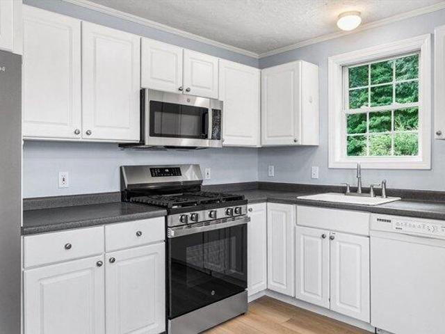 Condo for sale in Ayer, Massachusetts