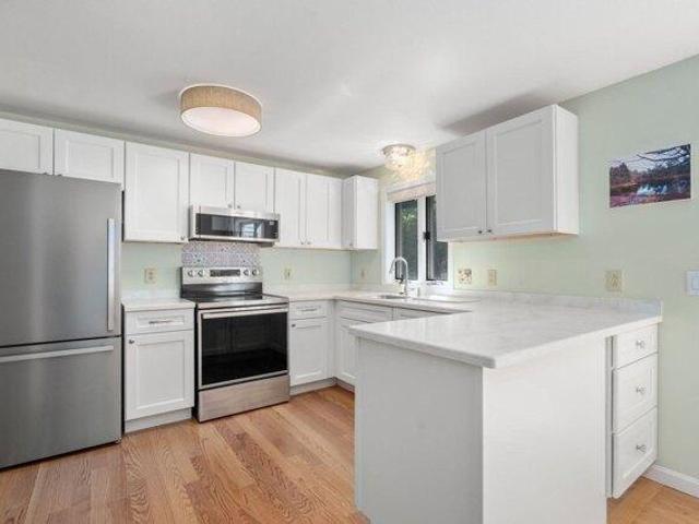 Condo for sale in Devenscrest, Ayer
