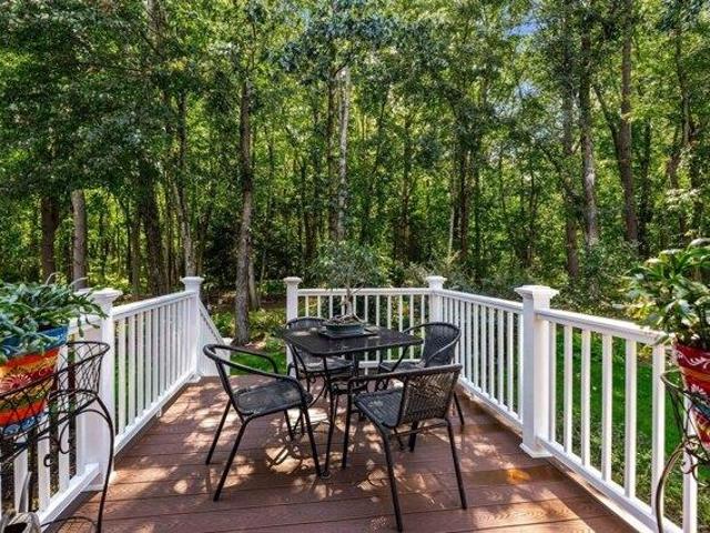 Condo for sale in Devenscrest, Ayer