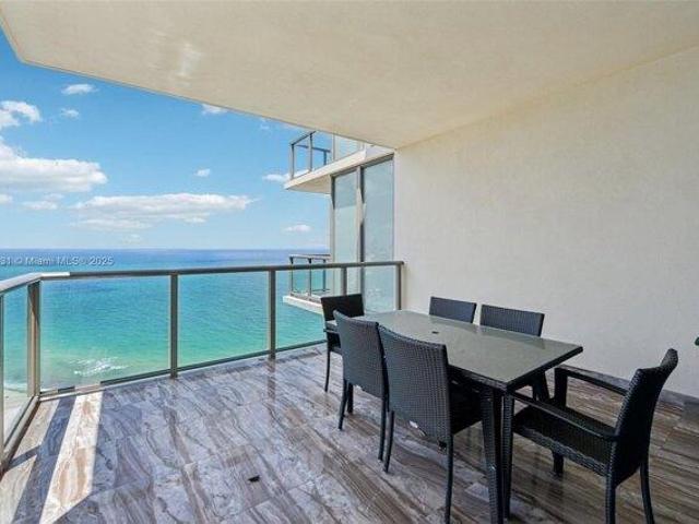 Condo for sale in Bal Harbour, Florida