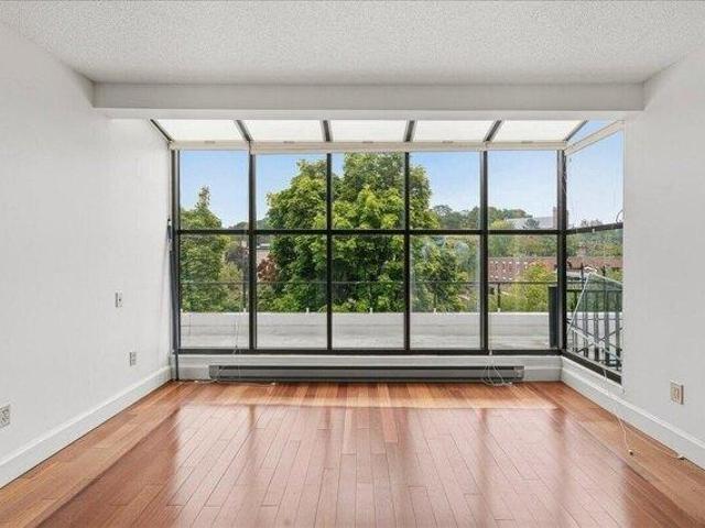 Condo for sale in West Market Square Historic District, Bangor