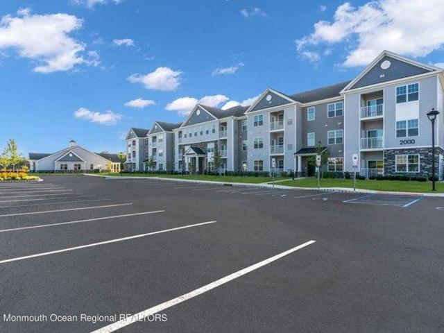 Condo for sale in Manahawkin, New Jersey
