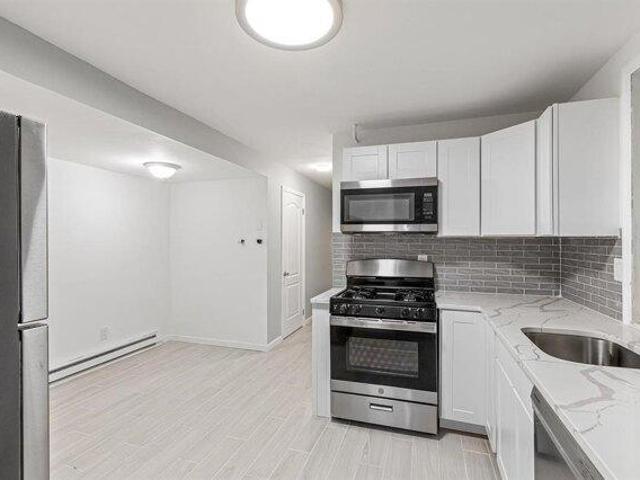 Condo for sale in Bayonne, Hudson County