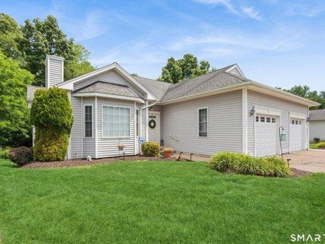 Condo for sale in Beacon Falls, Connecticut