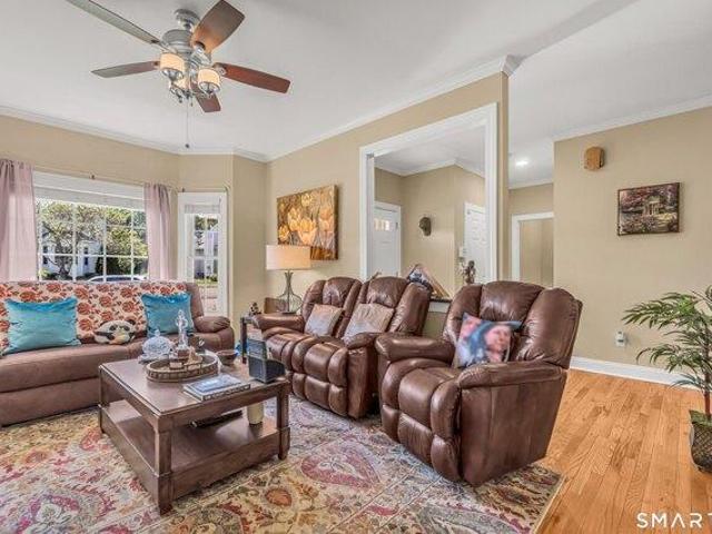 Condo for sale in Beacon Falls, Connecticut
