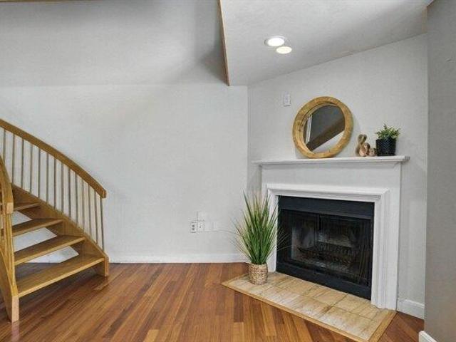 Condo for sale in Bedford, Massachusetts