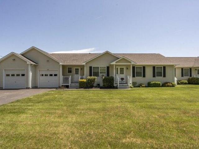 Condo for sale in Belgrade, Maine