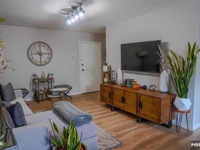 Condo for sale in Belleville, New Jersey
